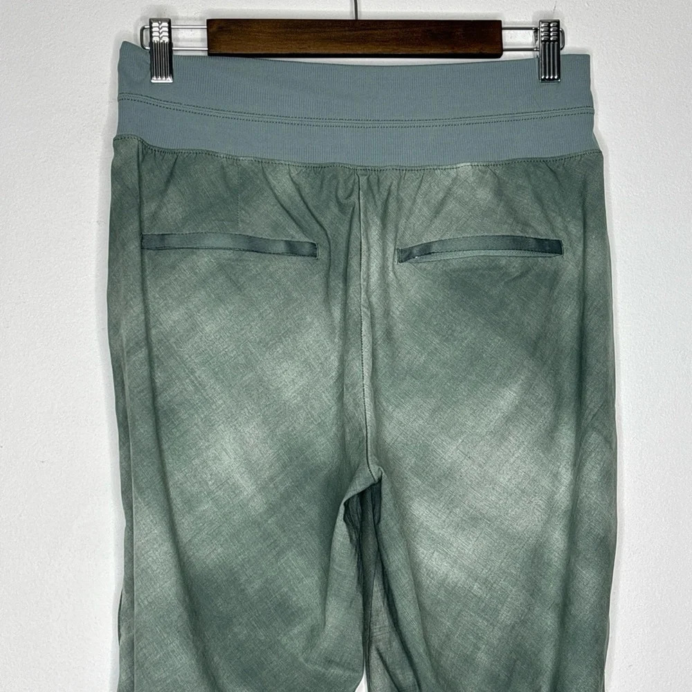 Athleta Nolita Slim Tapered Crop Pant Denali Minimalistic Green Gray Size 10 - Picture 14 of 16